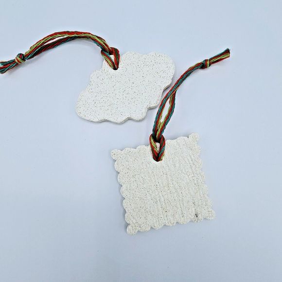 Merry Christmas Ornament Holiday Script Salt Dough Tree Trim Set of Two - Picture 5 of 6